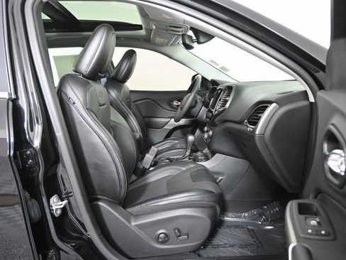 Used 2022 Jeep Cherokee Limited image 13