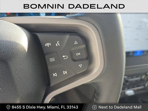 Used 2025 Ford Bronco Badlands image 16