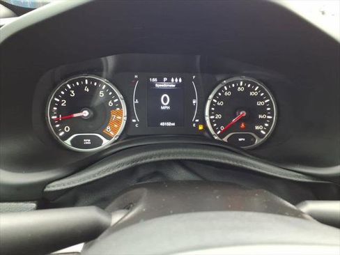 Used 2019 Jeep Renegade Altitude w/ Quick Order Package 2XM AWD/4WD image 16