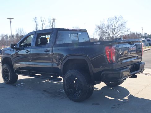 Used 2024 GMC Sierra 1500 Elevation w/ Preferred Package image 7