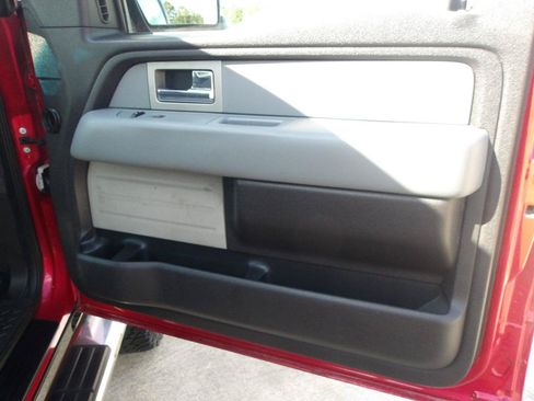 Used 2011 Ford F150 XLT w/ XLT Chrome Pkg AWD/4WD image 9