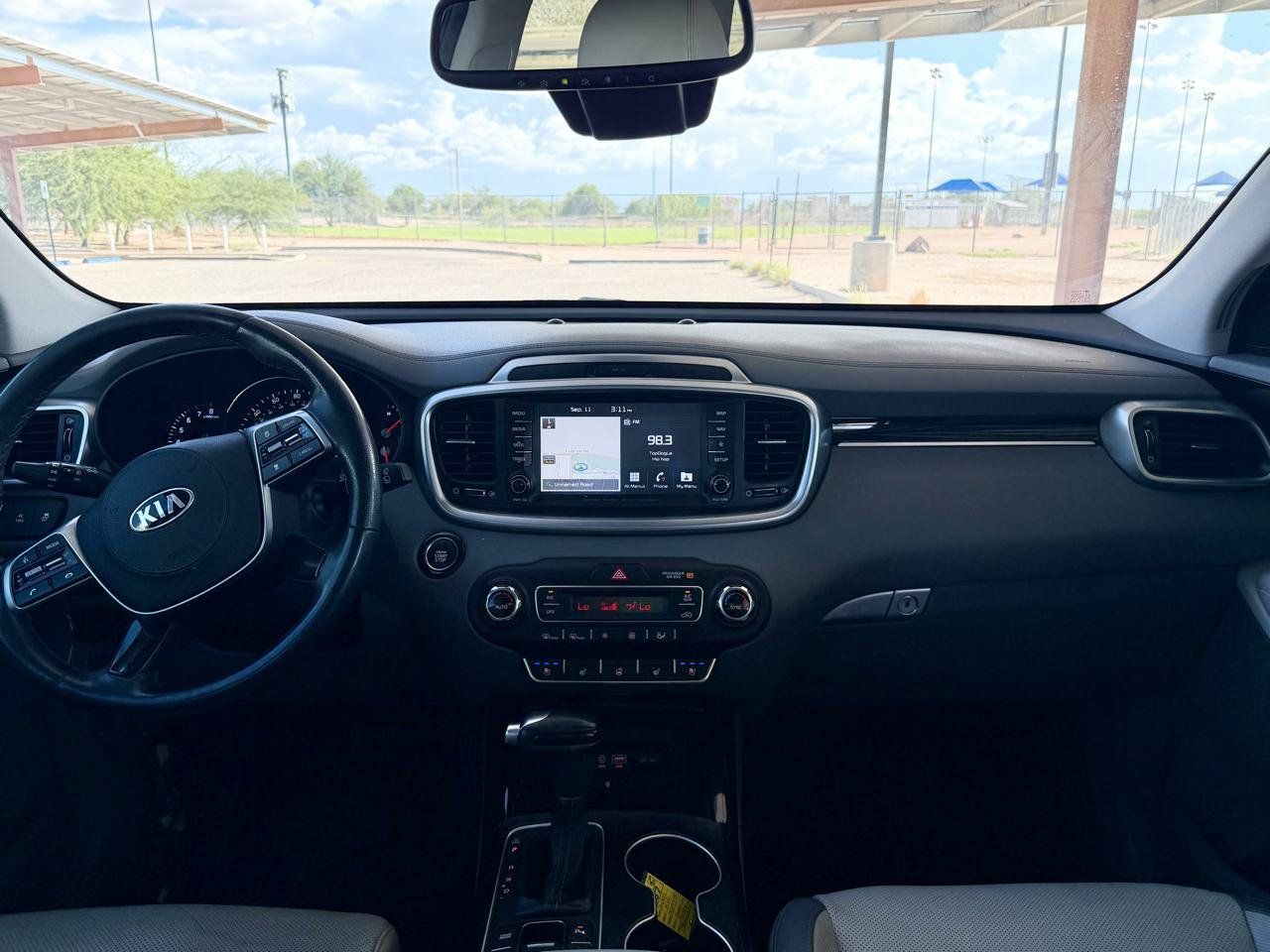 Used 2019 Kia Sorento SX w/ SX Touring Package FWD image 16
