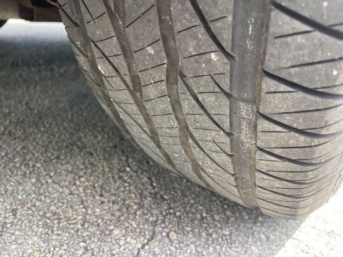 Used 2006 Cadillac SRX w/ Seating Package image 10