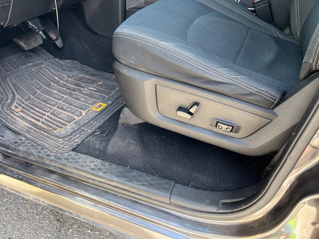 Used 2021 RAM 1500 Warlock w/ Luxury Group AWD/4WD image 9