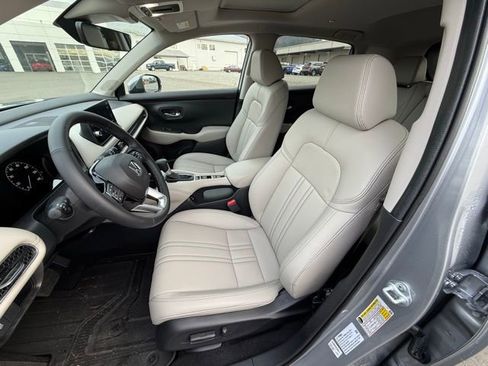 Used 2026 Honda HR-V EX-L image 10
