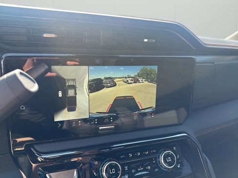 Certified 2026 GMC Sierra 2500 AT4 w/ AT4 Premium Plus Package AWD/4WD image 41