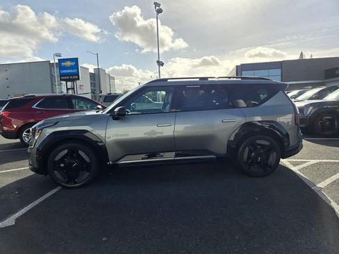 Certified 2024 Kia EV9 GT-Line image 2