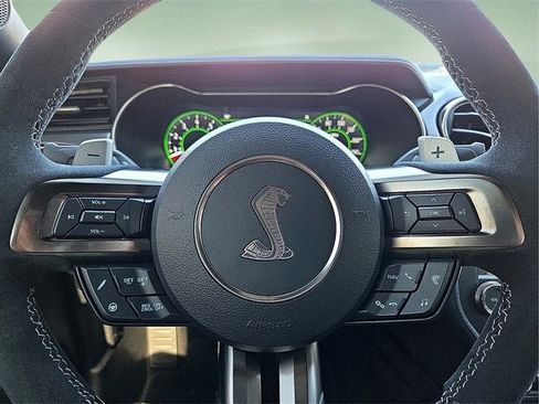 Used 2020 Ford Mustang Shelby GT500 w/ Technology Package image 24