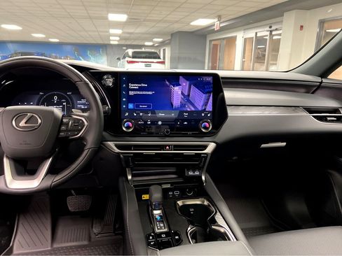 New 2026 Lexus RX 350h AWD/4WD image 35