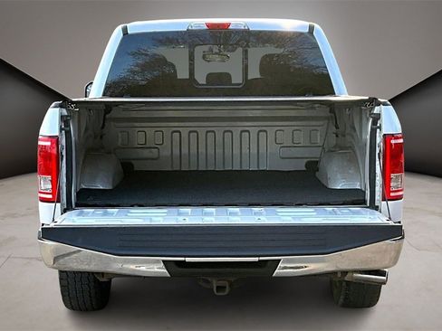 Used 2016 Ford F150 Lariat w/ Trailer Tow Package image 7