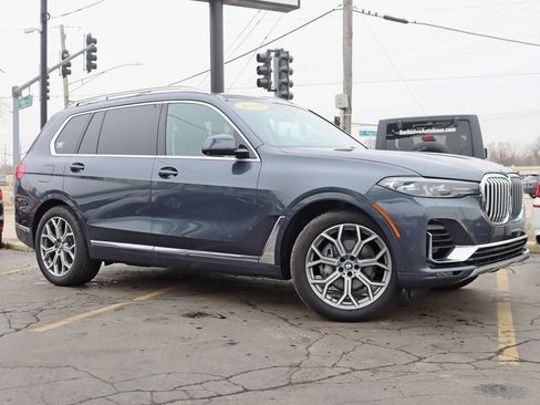 Used 2020 BMW X7 xDrive40i w/ Premium Package AWD/4WD image 3