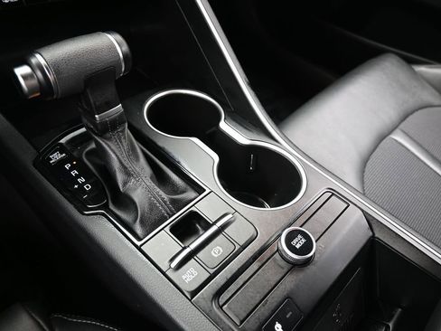 Used 2022 Kia K5 GT-Line image 26