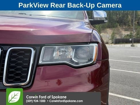 Used 2018 Jeep Grand Cherokee Limited AWD/4WD image 8