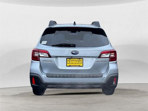 Used 2019 Subaru Outback 2.5i Limited image 6