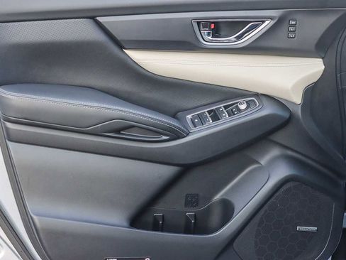 Used 2022 Subaru Ascent Limited w/ Technology Package image 16