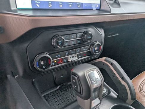 Used 2024 Ford Bronco Outer Banks image 20