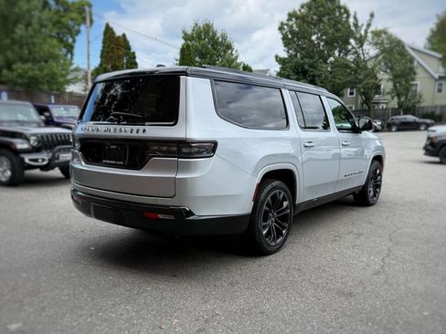 Used 2024 Jeep Grand Wagoneer L Series II w/ Quick Order Packagew 28T AWD/4WD image 8