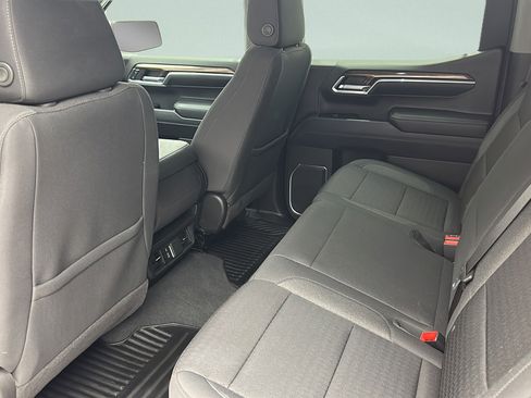 Used 2024 Chevrolet Silverado 1500 LT AWD/4WD image 12