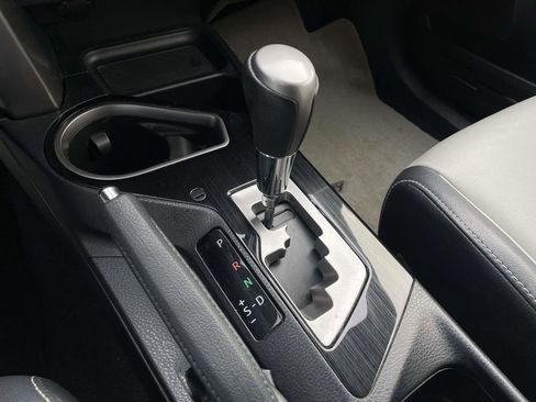 Used 2017 Toyota RAV4 Limited image 21