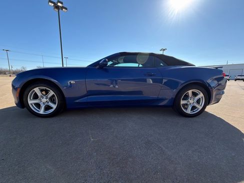 Used 2023 Chevrolet Camaro LT image 11