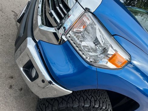 Used 2017 Toyota Tundra SR5 w/ TRD Off Road Package AWD/4WD image 36