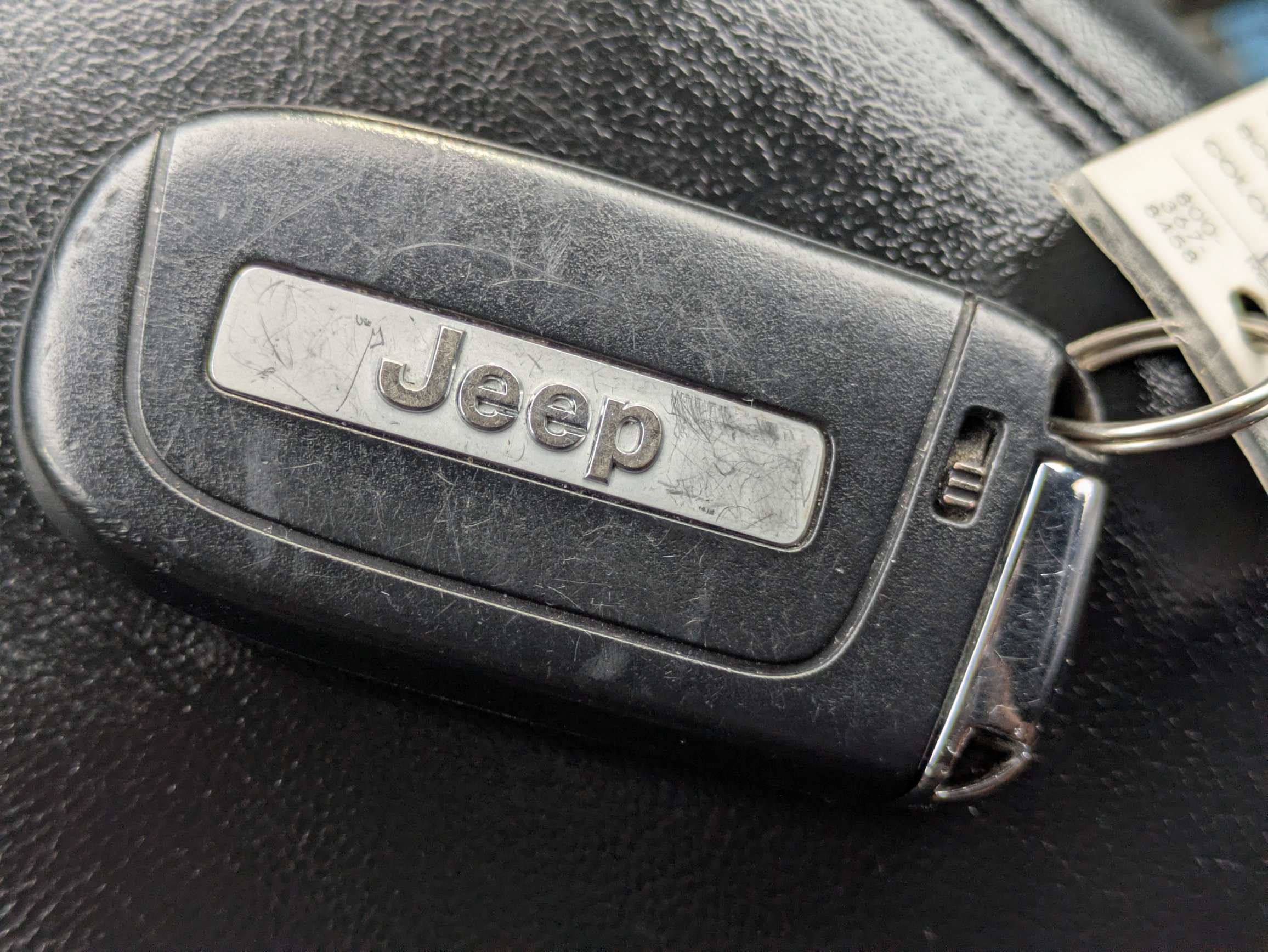 Used 2025 Jeep Compass Limited AWD/4WD image 33