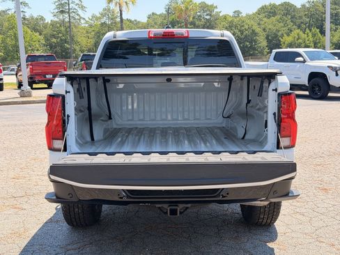 Used 2026 Chevrolet Colorado Z71 w/ Technology Package AWD/4WD image 31