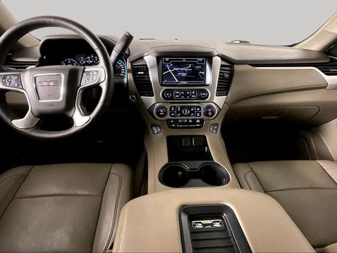 Used 2017 GMC Yukon XL SLT w/ Open Road Package RWD image 15