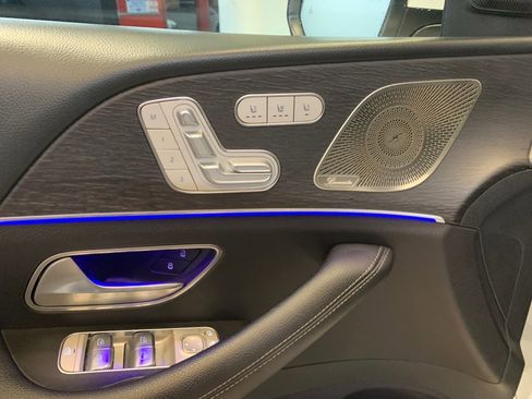 Used 2022 Mercedes-Benz GLS 450 GLS 450 4MATIC SUV image 15