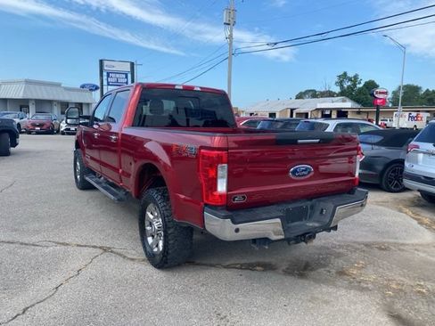 Used 2019 Ford F250 Lariat w/ Chrome Package AWD/4WD image 4