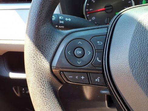 Certified 2022 Toyota RAV4 XLE AWD/4WD image 25