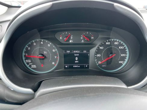 Used 2023 Chevrolet Malibu LT FWD image 9