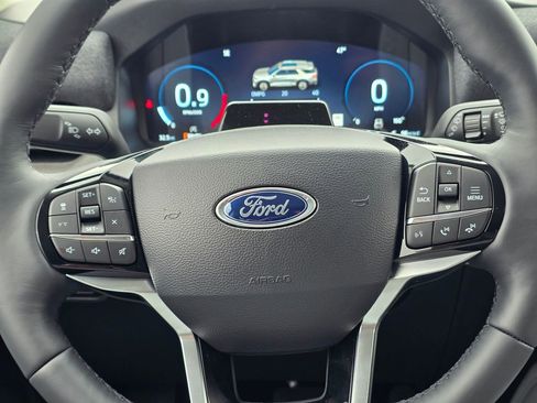 New 2026 Ford Explorer Platinum w/ LUX Leather Package image 24