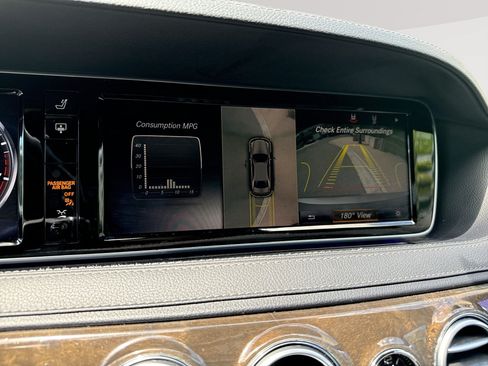 Used 2015 Mercedes-Benz S 550 Sedan image 25