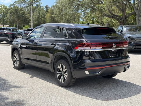 New 2026 Volkswagen Atlas Cross Sport SE FWD image 5