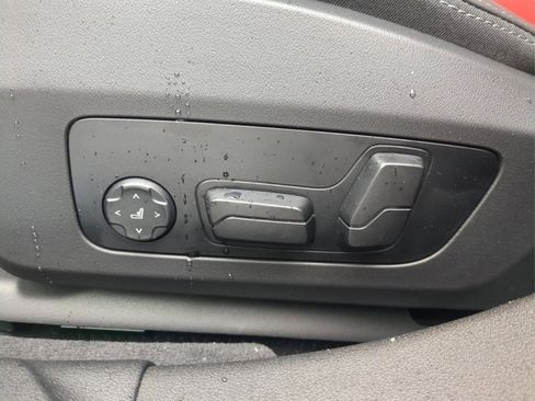 Used 2025 BMW M235i xDrive w/ M Performance Package image 18