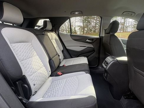 Used 2020 Chevrolet Equinox LT image 12