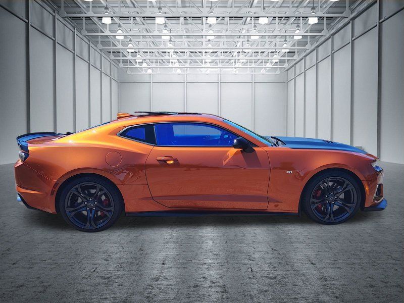 Used 2024 Chevrolet Camaro SS RWD image 9