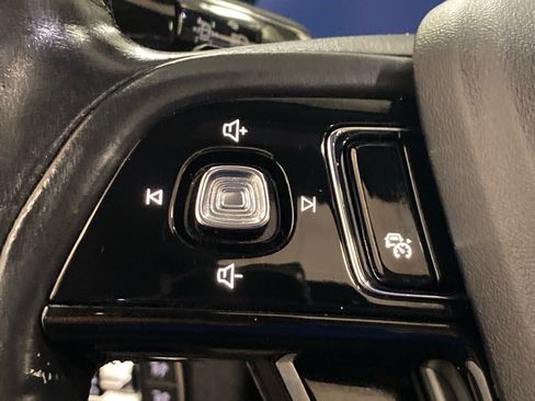 Used 2021 Lincoln Corsair Reserve w/ Equipment Group 201A image 19