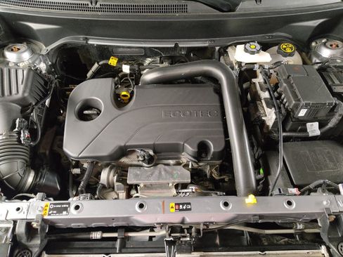 Used 2024 Chevrolet Equinox LS w/ LS Convenience Package image 30