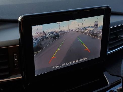 Certified 2024 Ford Explorer ST-Line w/ Class IV Trailer Tow Package image 20