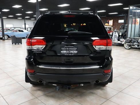 Used 2018 Jeep Grand Cherokee Limited AWD/4WD image 4