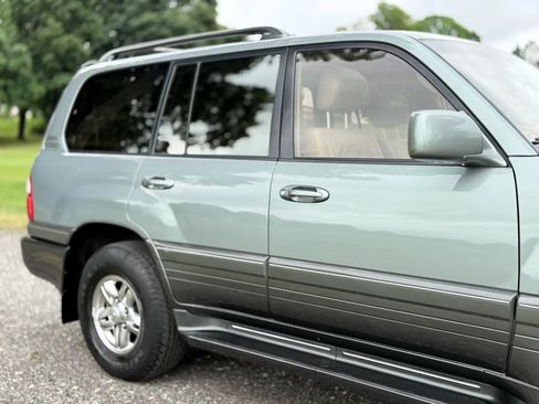 Used 2001 Lexus LX 470 4WD image 12