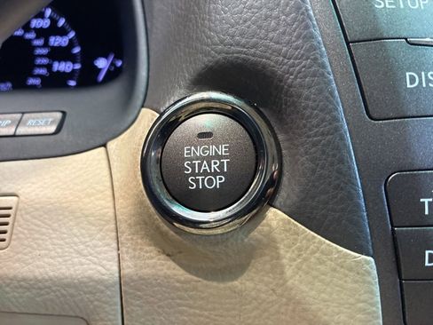 Used 2010 Lexus LS 460 AWD image 26