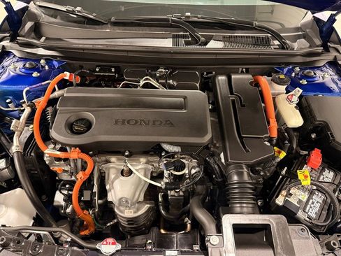 Used 2024 Honda Accord Sport image 11