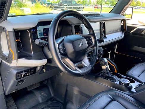 Used 2023 Ford Bronco Badlands AWD/4WD image 13