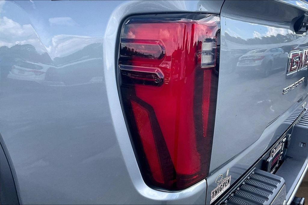 New 2026 GMC Sierra 2500 SLT w/ SLT Premium Package AWD/4WD image 26