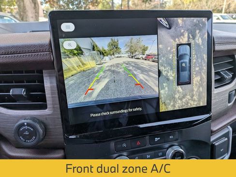 Used 2023 Ford Expedition Limited image 24