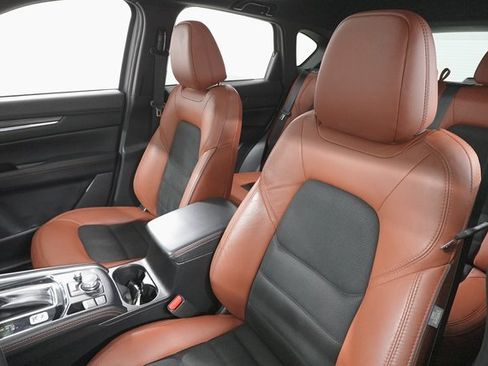 Used 2024 MAZDA CX-5 Carbon Edition image 11