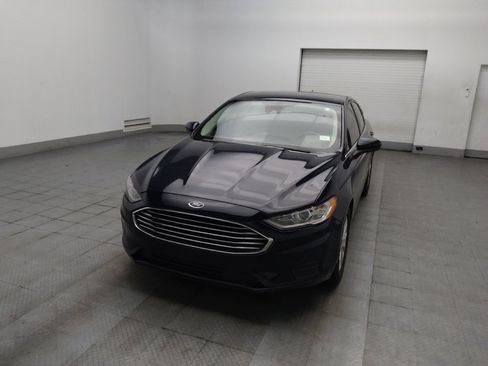Used 2020 Ford Fusion SE FWD image 15